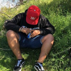 Meet your Posher, Emmanuel